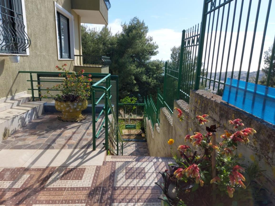 Villa Luiza Sarandë Exterior foto